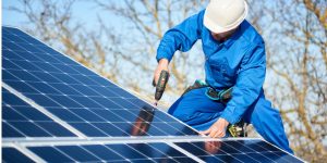 Installation Maintenance Panneaux Solaires Photovoltaïques à Romainville